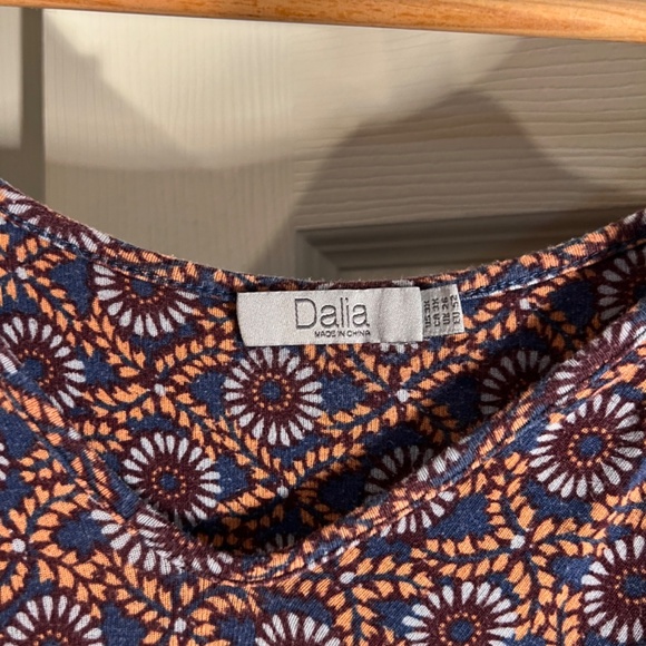 Dalia Multicolor Floral Top Size 3XL - Picture 2 of 2